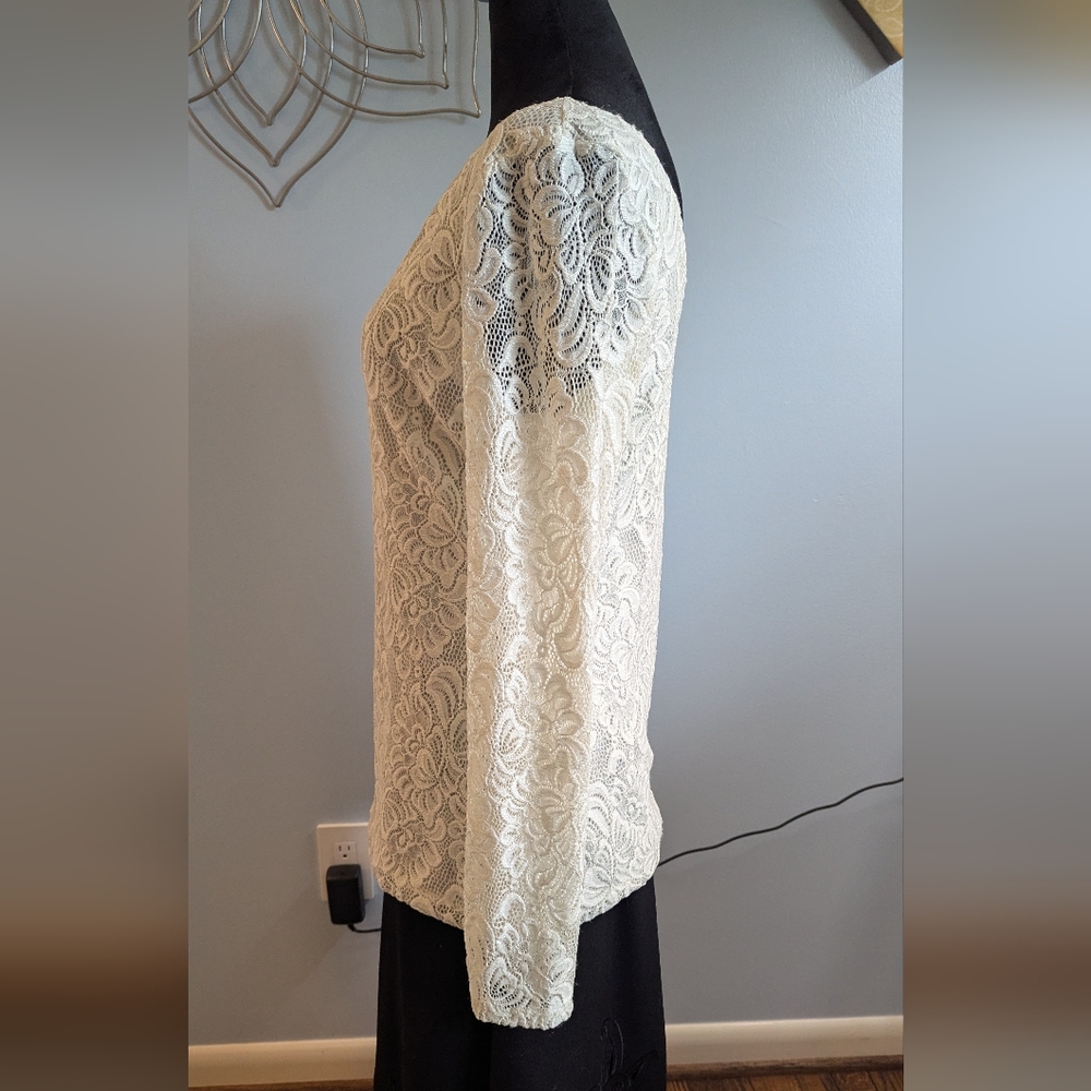 WHBM Long-Sleeve Reversible Ivory Lace Top (S) - Picture 2 of 8